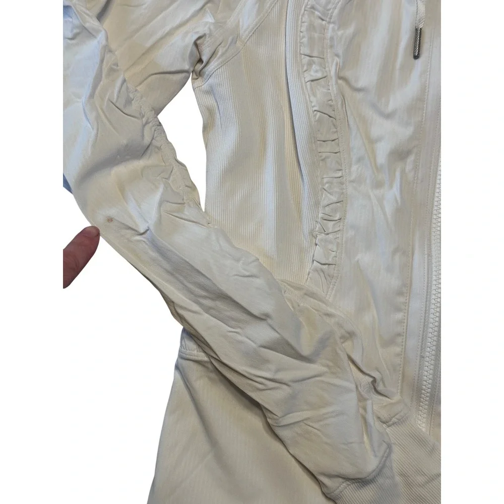 Lululemon Dance Studio Jacket White‎ Full Zip Hooded Cinched Sleeve Size 8